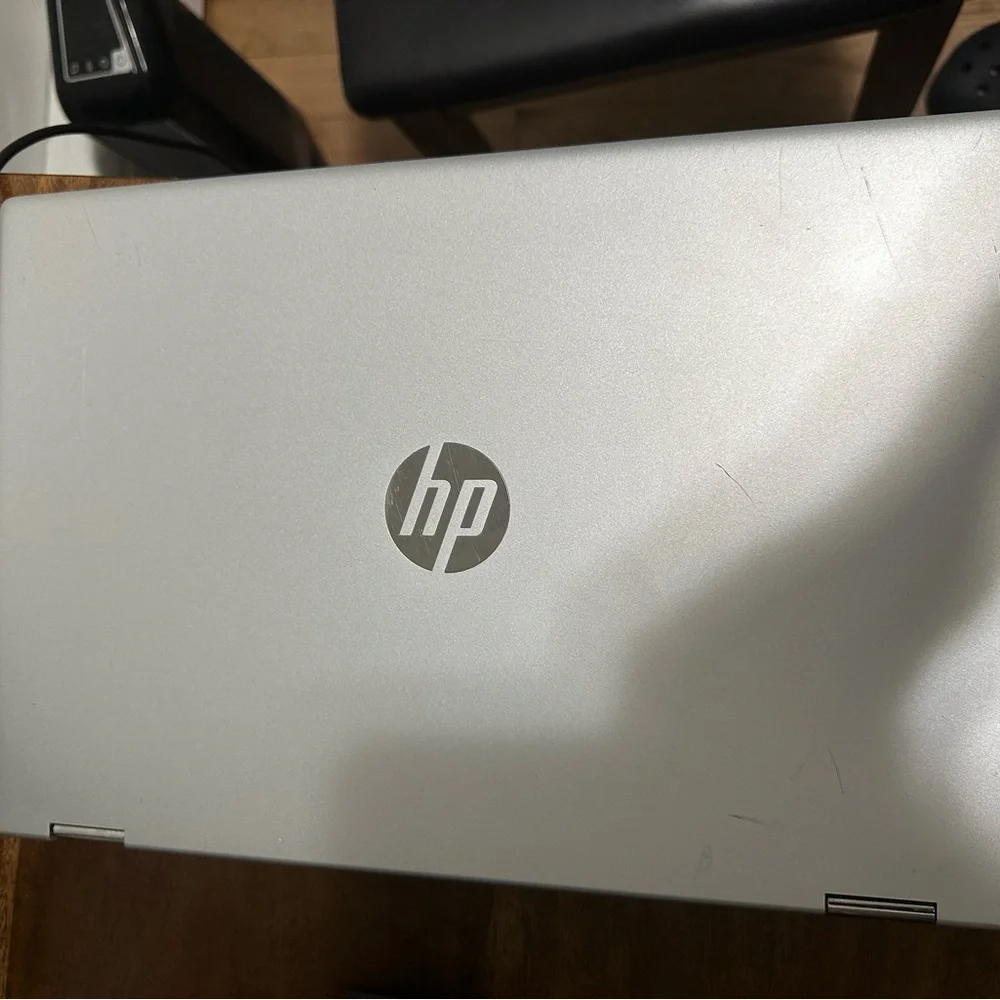 Hp computer silver used . Good condition . Pavilion x360